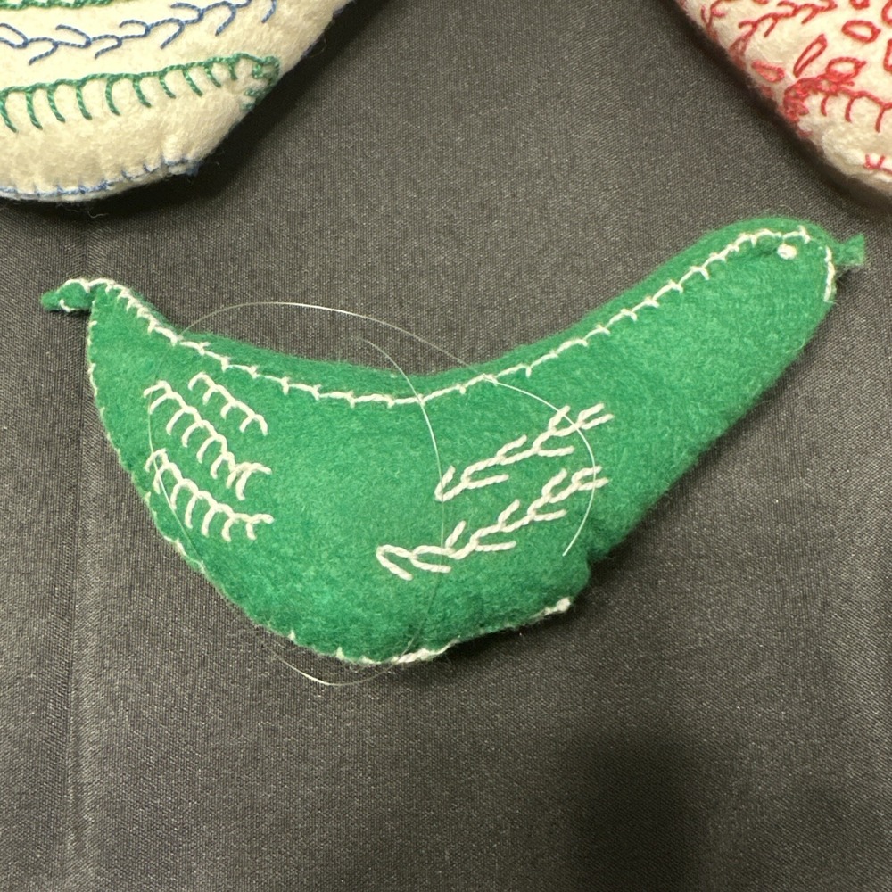 Vintage Handmade Felt Embroidered Stuffed French Hen Bird Ornaments Set Of 3 - Picture 2 of 5